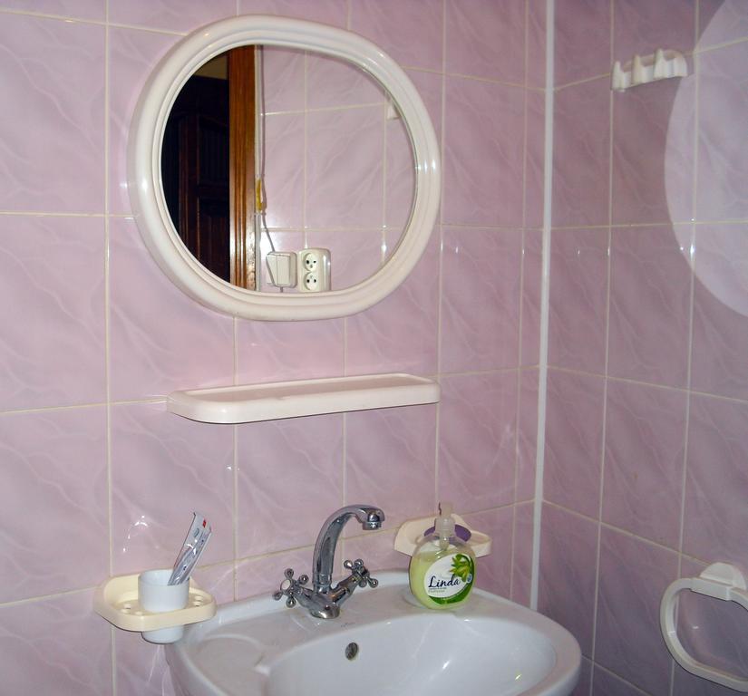 Apartment On Krakovskaya 9 Liov Exterior foto